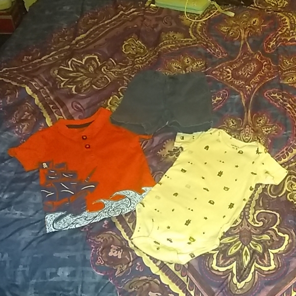 Boys clothes 18 months - Picture 7 of 8